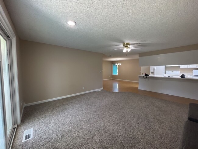 Building Photo - 8125 W Imnaha Ave