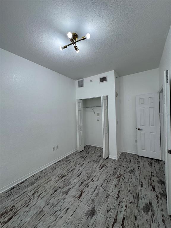 Building Photo - 1064 N Tamiami Trl