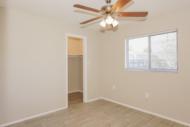 Building Photo - 3970 Oakland St