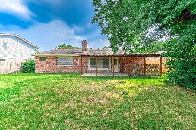 Building Photo - 13706 Towneway Dr