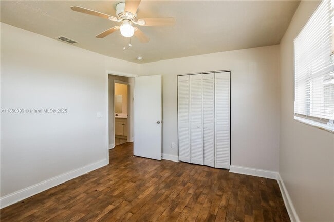 Building Photo - 6648 Osborne Dr