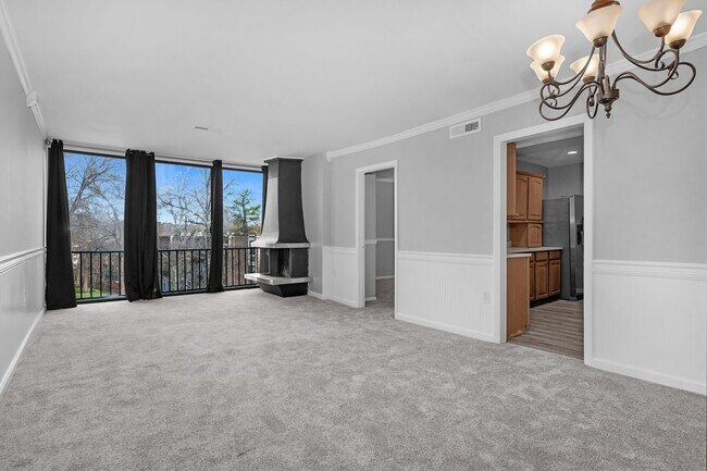 Building Photo - 8689 Greenbelt Rd