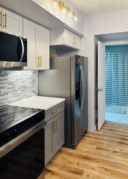 Building Photo - 4621 N Progress Ave