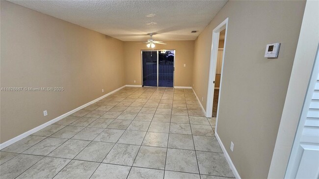 Building Photo - 8048 NW 41st Ct