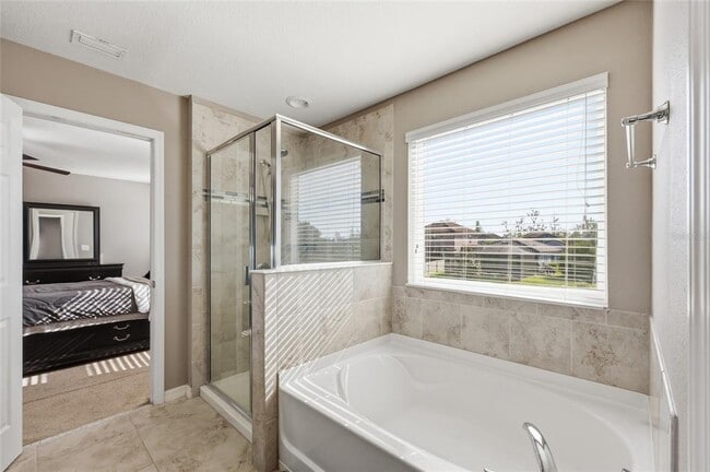 Building Photo - 19416 Roseate Dr