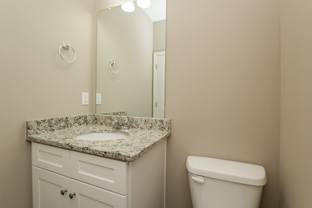 Building Photo - 723 Fieldcrest Dr