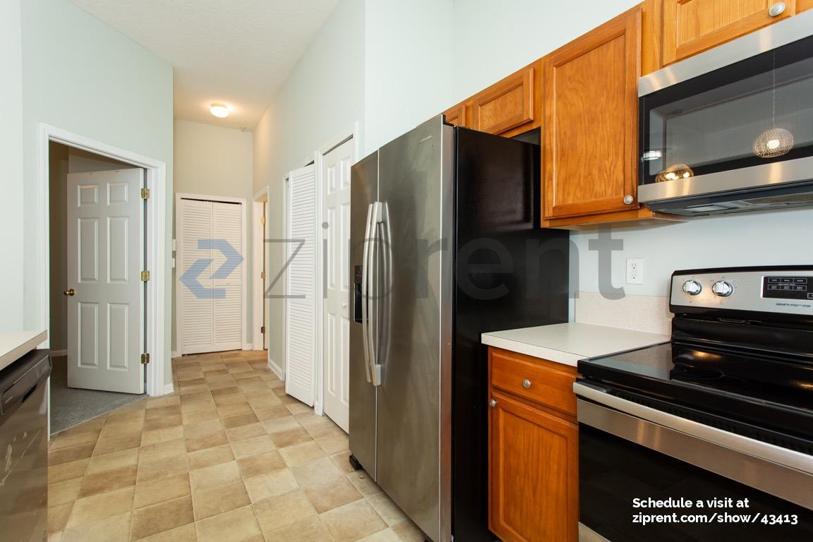 Building Photo - 7920 Merrill Rd