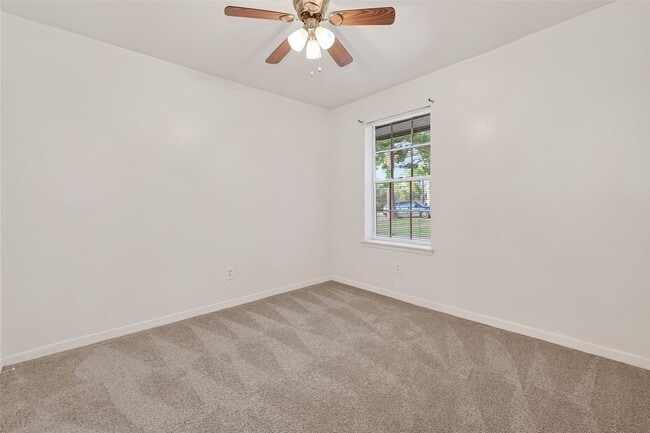 Building Photo - 9302 Eblen Dr