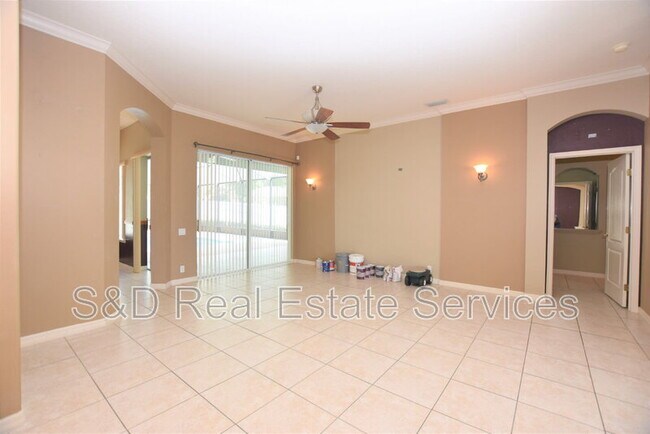Building Photo - 2218 Longleaf Cir