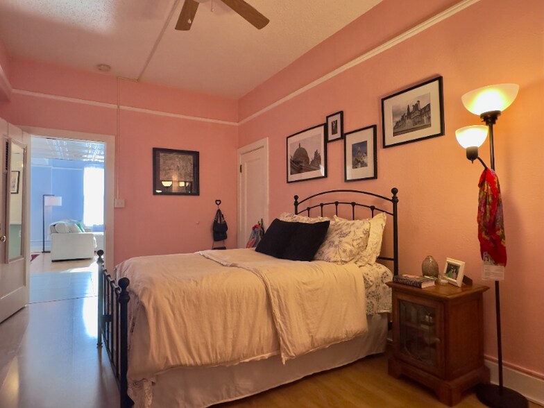 Building Photo - 21 N Last Chance Gulch