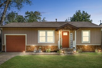 Building Photo - 4911 S Cincinnati Ave