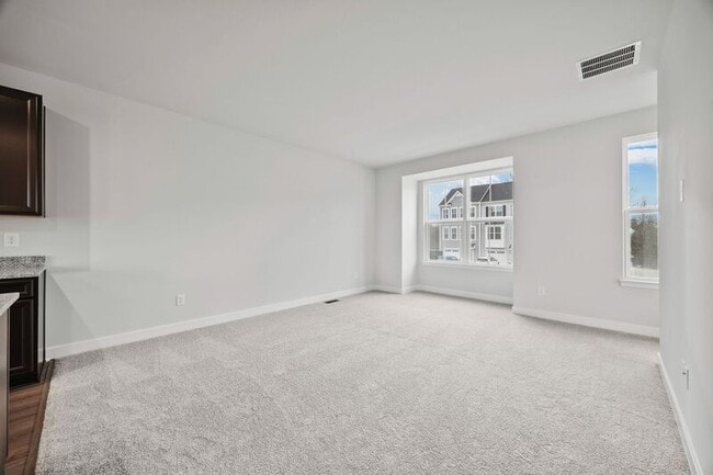 Building Photo - 22 Iron Horse Ln