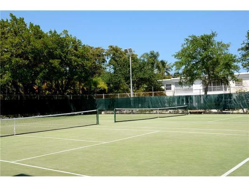 Building Photo - 6207 Bay Club Dr