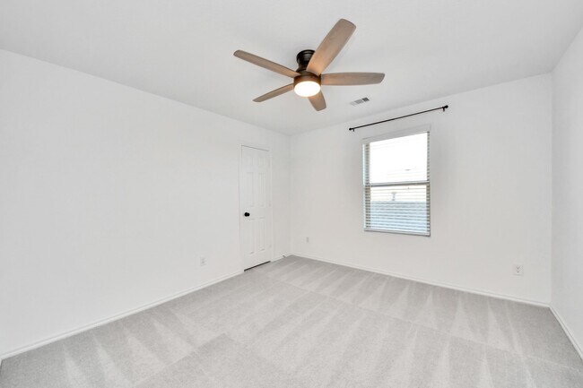 Building Photo - 26722 Lantana Cyn Dr