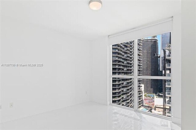 Building Photo - 1080 Brickell Ave