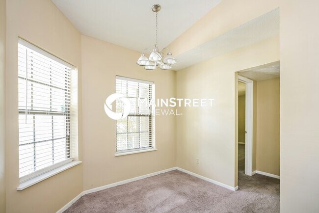 Building Photo - 3 Bedroom Pet-Friendly Home in Indianapolis, IN with Main Street Renewal