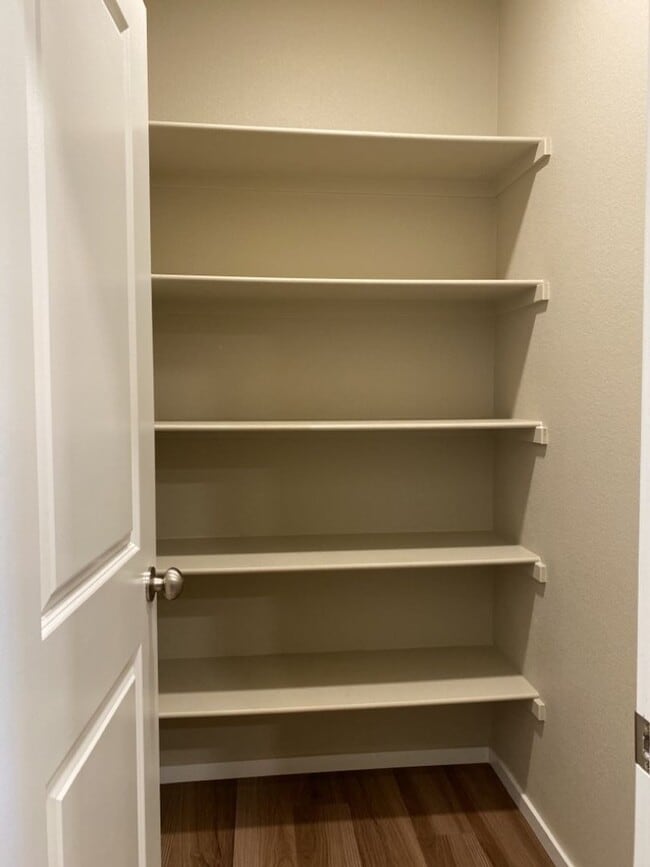 Building Photo - $300 Off 1st Month if Lease Starts by 5/1!