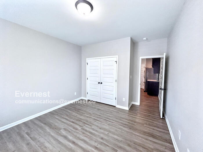 Building Photo - 118 Holly Fern Dr.