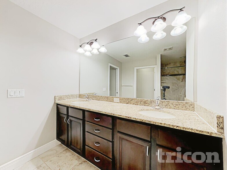 Building Photo - 4003 Augustine Rd