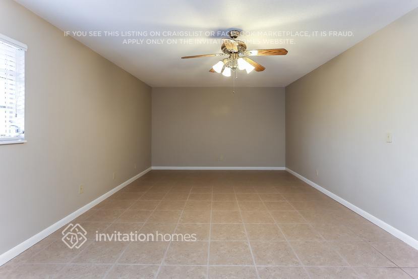 Building Photo - 232 Gleneagles Dr