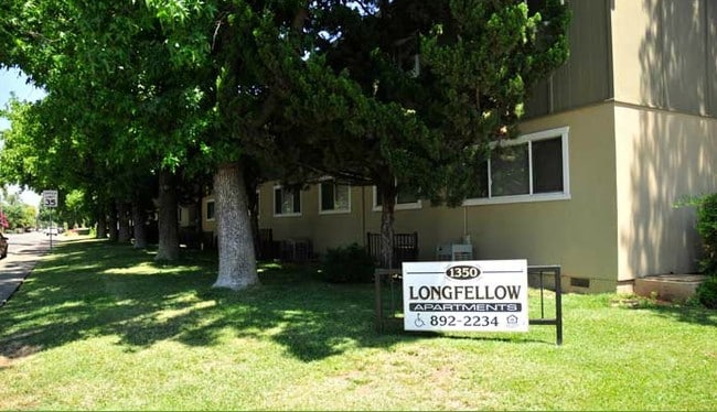 Primary Photo - Longfellow Apartments