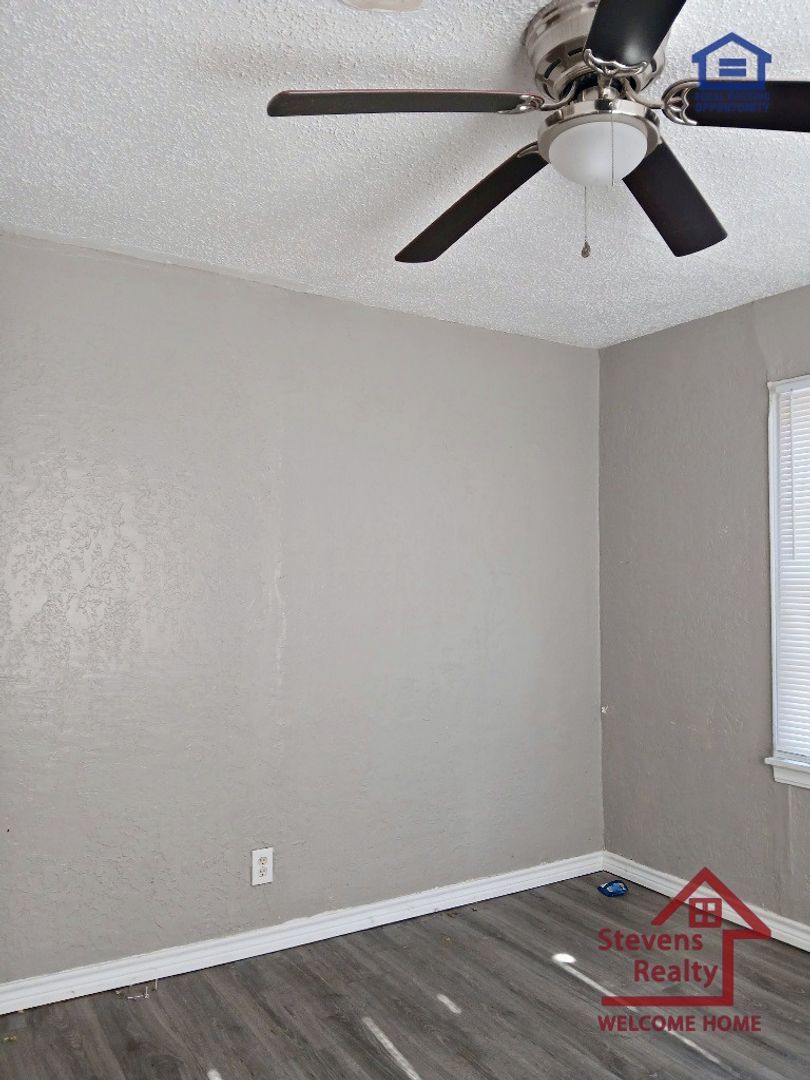 Building Photo - 2908 Prentice NW