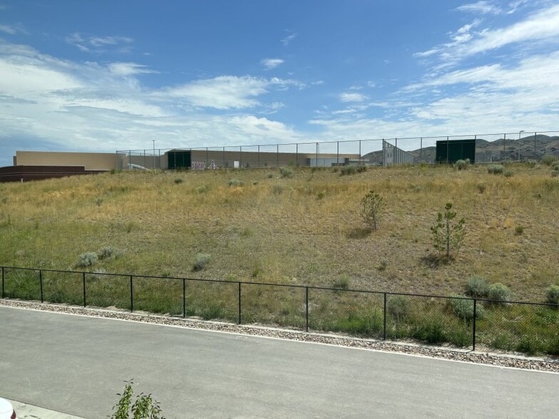 Building Photo - 4569 W Watchmen Wy