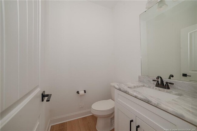 Building Photo - 212 Stafford Ave