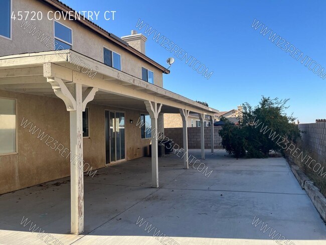 Building Photo - 45720 Coventry Ct.