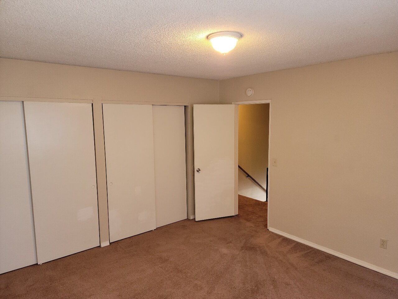 Building Photo - 860 13th St