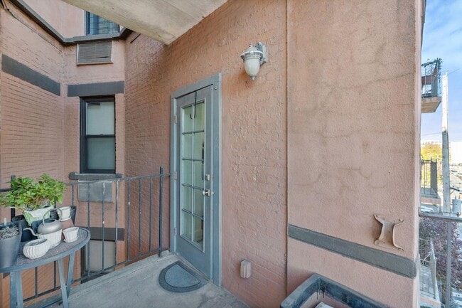 Building Photo - 43-49 van Wagenen Avenue Unit 4A