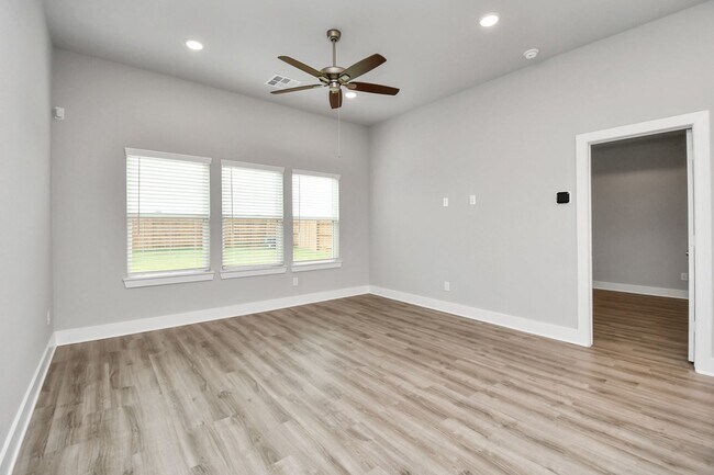 Building Photo - 21023 Treasure Gate Ln