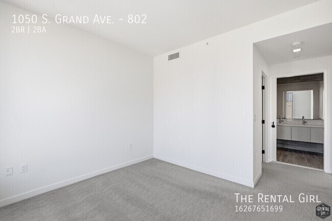 Building Photo - 1050 S Grand Ave