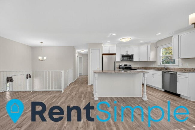 Building Photo - 12035 Stuart Ridge Dr