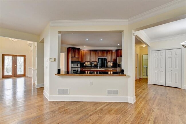 Building Photo - 11140 Donnington Dr