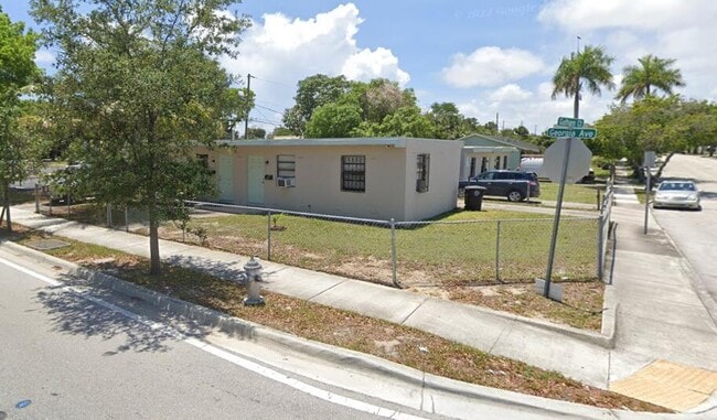 Primary Photo - 2721 Georgia Ave