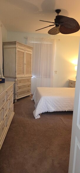 Building Photo - 10608 159th Ct N