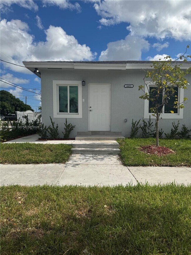 Building Photo - 4493 NW 15th Ave