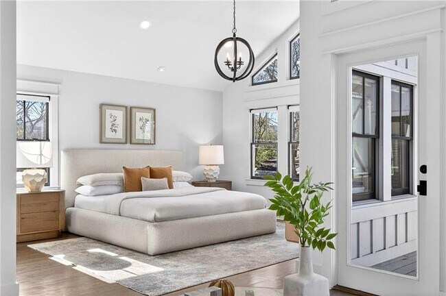 Building Photo - 636 Kennesaw Ave NE