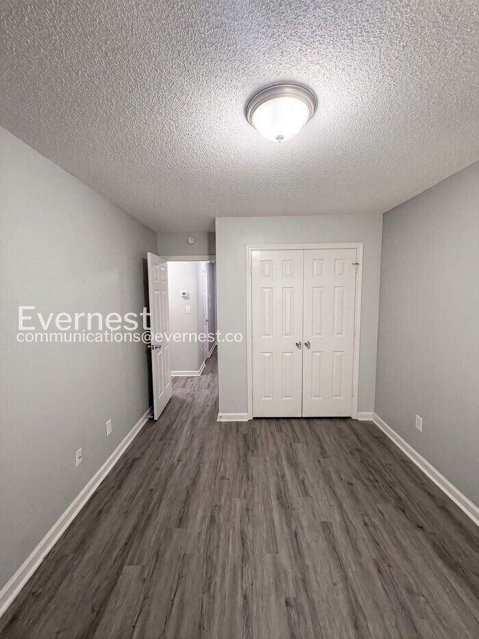 Building Photo - 8514 Kaden Dr