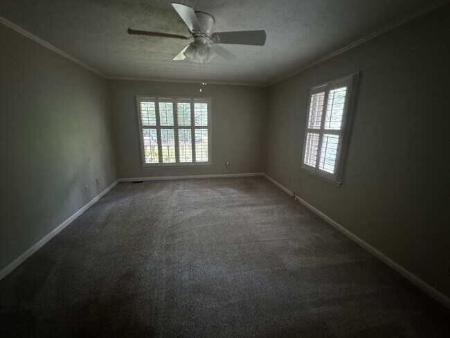 Building Photo - 3/2 convenient to Uptown Shelby, NC as well as the new 74 Bypass