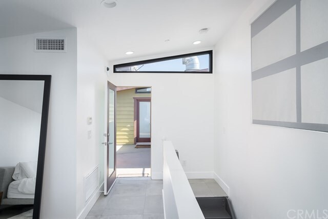 Building Photo - 1418 Innes Pl