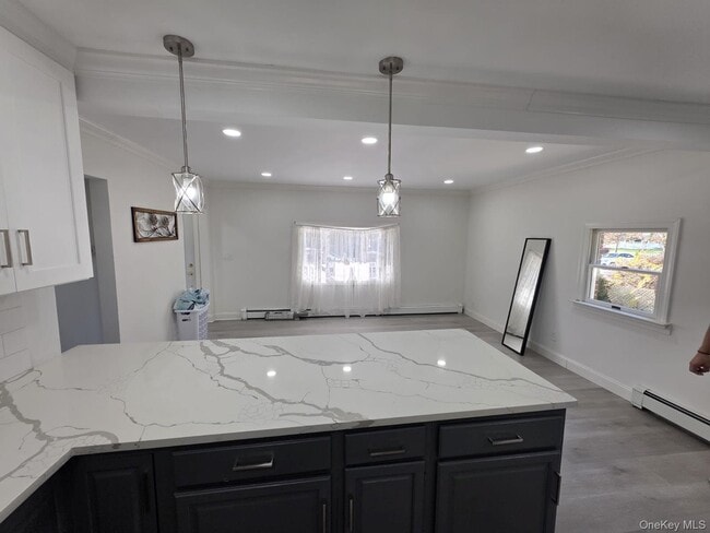 Building Photo - 113 Yoakum Ave