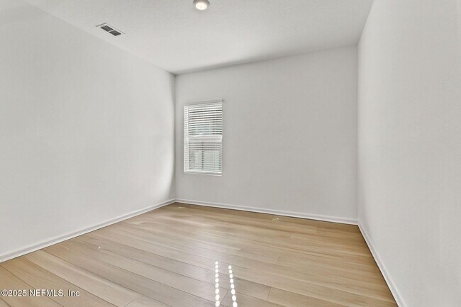 Building Photo - 2267 Shady Breeze Ln