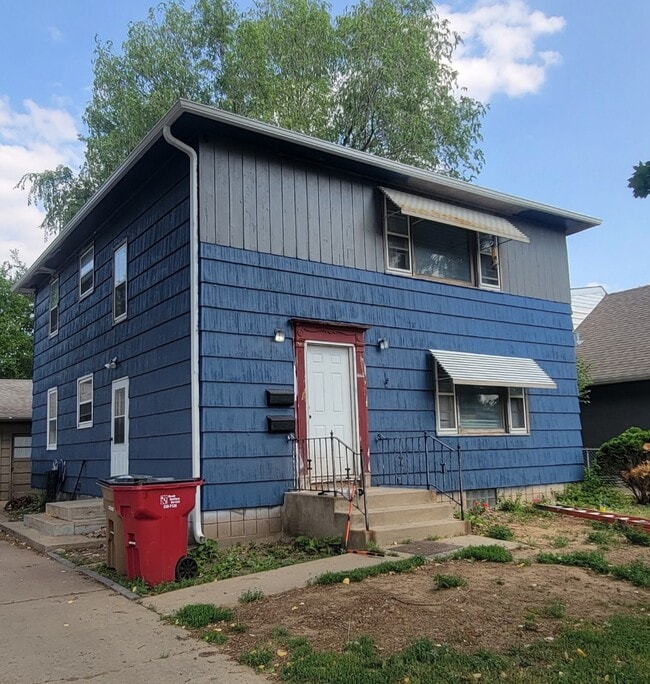 Primary Photo - 2518 S Duluth Ave