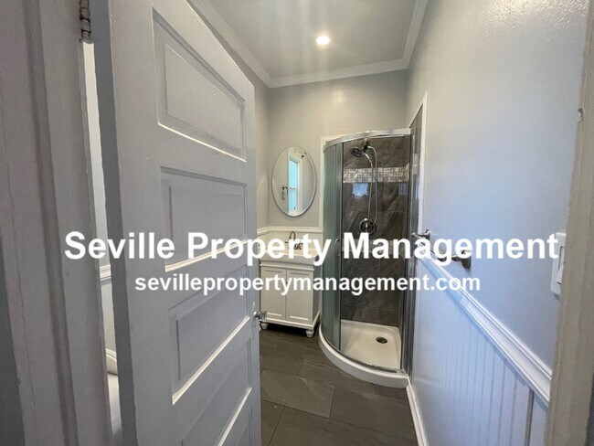 Building Photo - MOVE-IN READY 2+BR House in Prime NOBE neighborhood