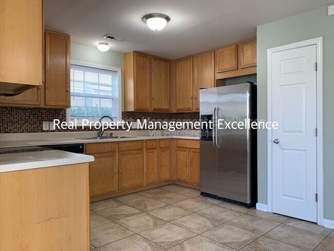 Building Photo - 3116 Guiding Light Rd