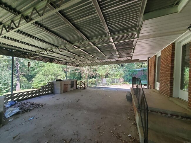 Building Photo - 179 W Rosemary Rd