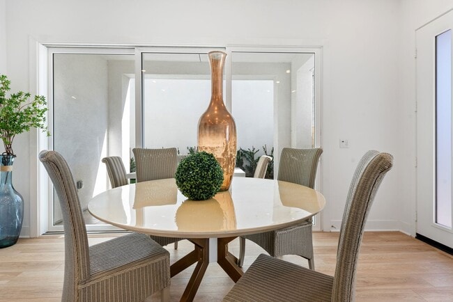 Building Photo - 408 Treble: Modern 4BR + Loft in Great Park, Irvine