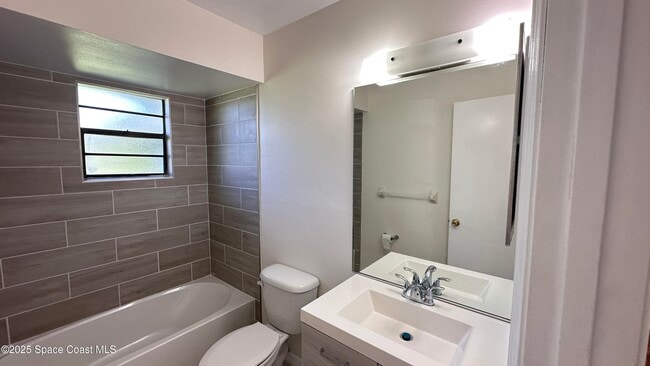 Building Photo - 3807 Jupiter Blvd SE